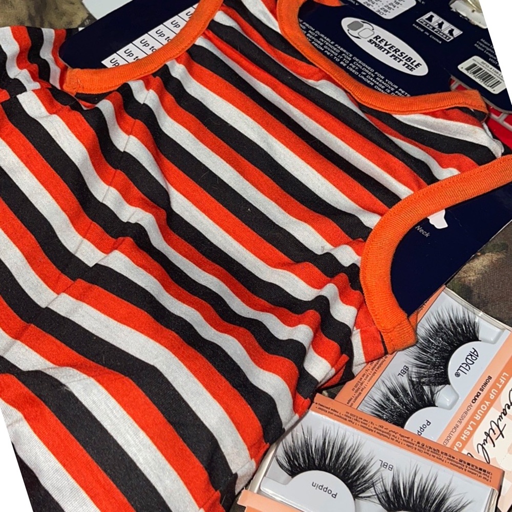 🌉Sf reversible pet tee - Picture 2 of 4